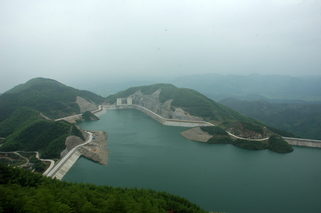 黑麋峰水电站厂房进、出口帷幕灌浆工程